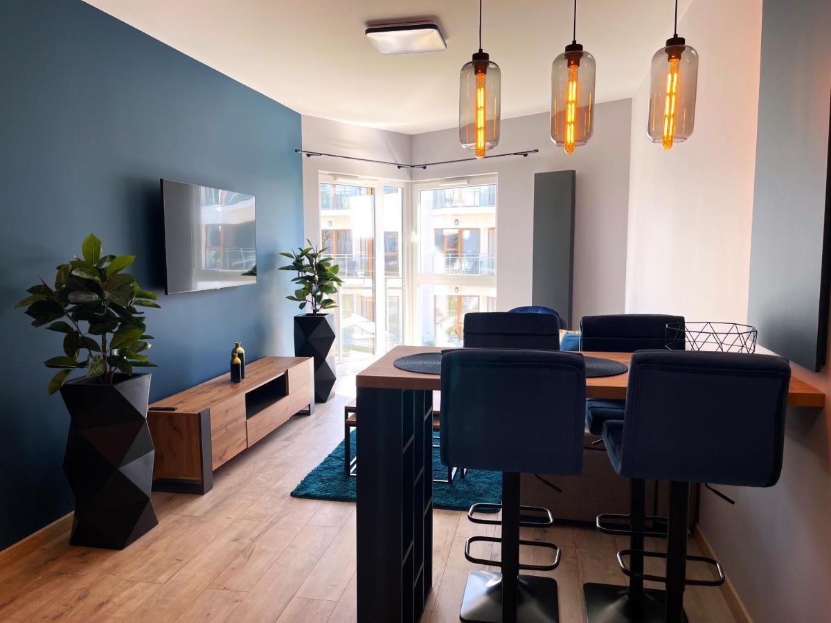 Apartment Elegance Blue W Let's Sea Basen&spa