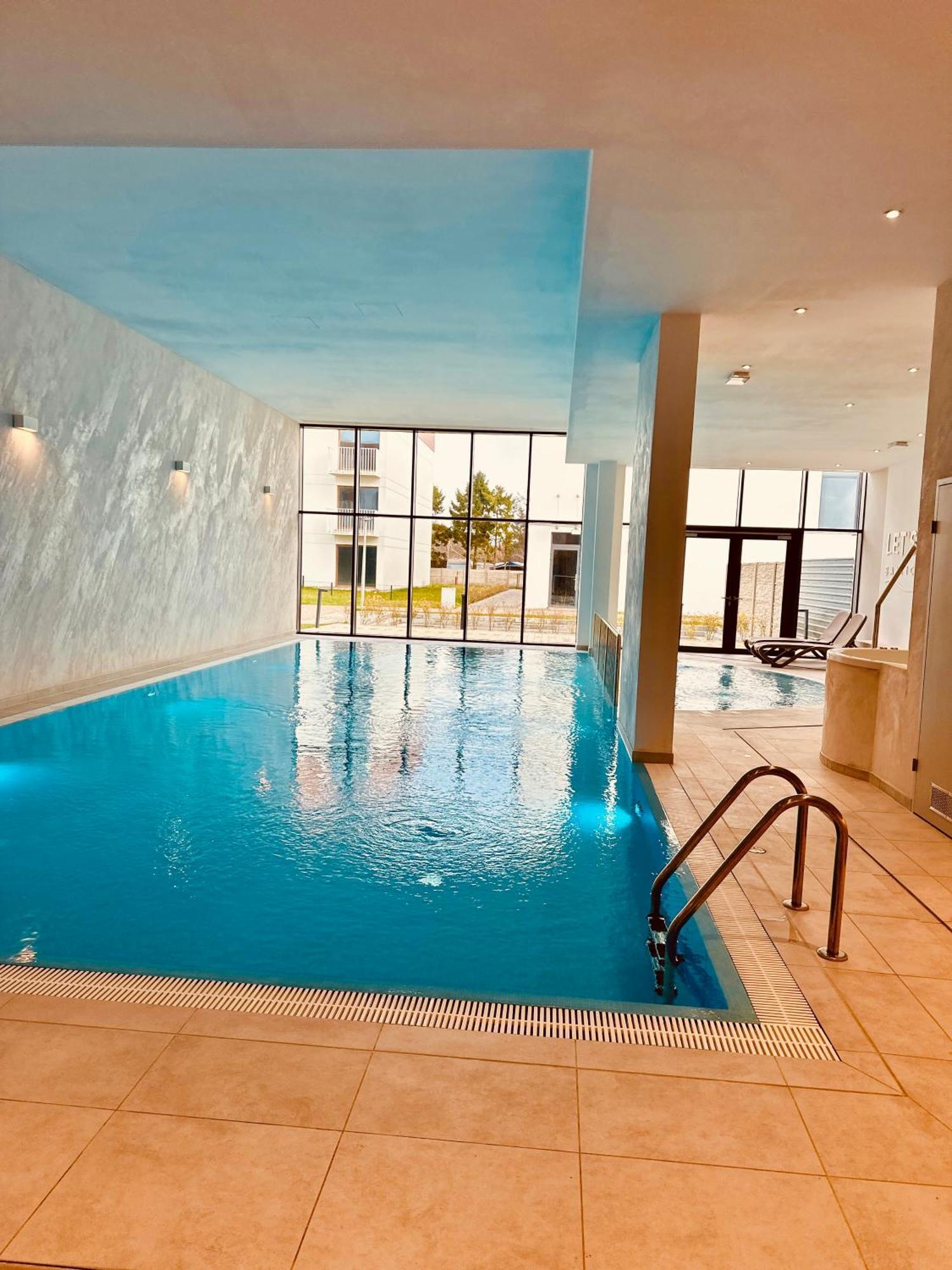 Apartment Elegance Blue W Let's Sea Basen&spa